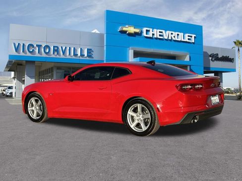 Used 2023 Chevrolet Camaro LT RWD image 7