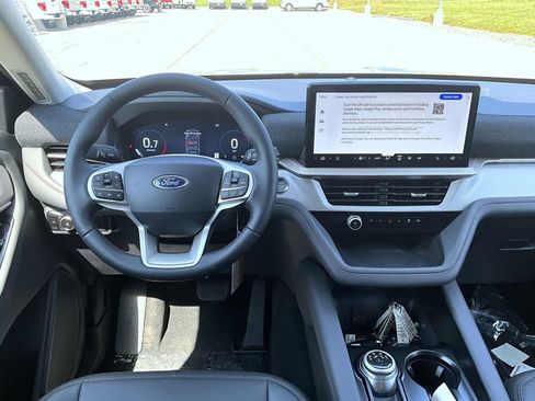 New 2026 Ford Explorer Active w/ Active Comfort Package AWD/4WD image 11