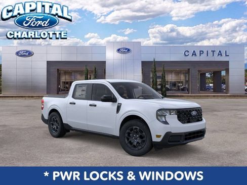 New 2026 Ford Maverick XLT w/ XLT Luxury Package FWD image 8