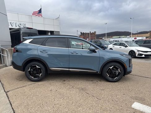 New 2026 Kia Sportage EX w/ EX Panoramic Sunroof Package image 8