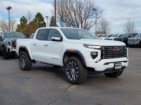 Used 2026 GMC Canyon Denali image 1