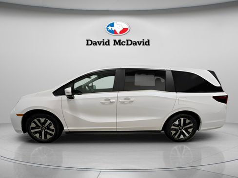 New 2026 Honda Odyssey EX-L image 2