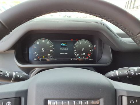 New 2026 Land Rover Defender 110 X-Dynamic SE AWD/4WD image 17
