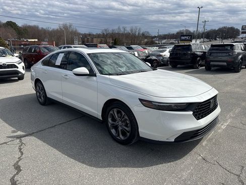 Used 2024 Honda Accord EX image 7