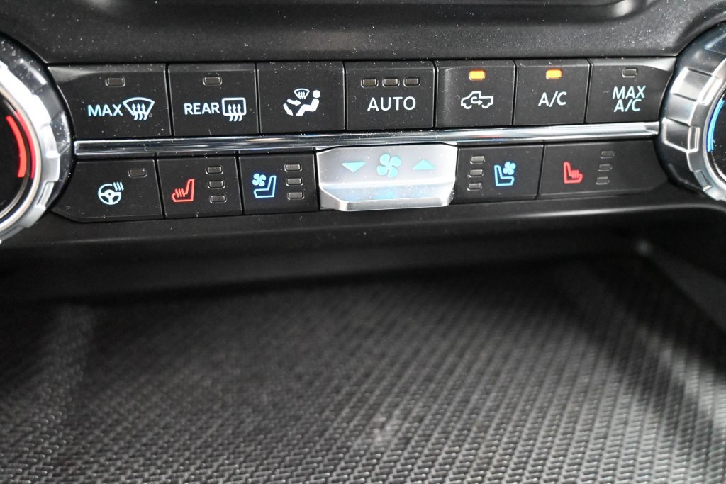 Used 2021 Ford F150 Raptor w/ Equipment Group 801A High AWD/4WD image 16