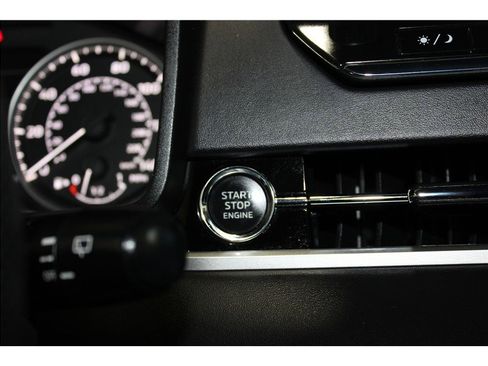 Used 2024 Mitsubishi Outlander Ralliart image 34