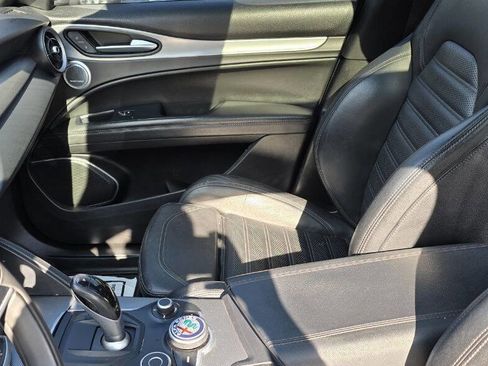 Used 2018 Alfa Romeo Stelvio Ti Sport image 20