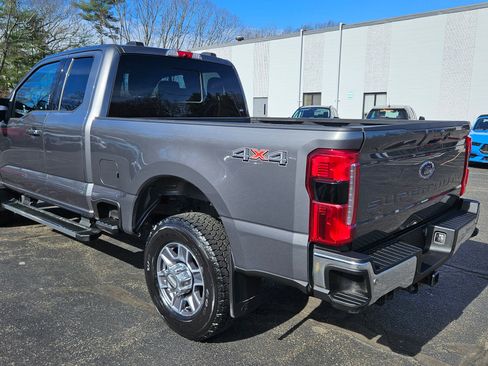 Used 2024 Ford F350 Lariat image 8