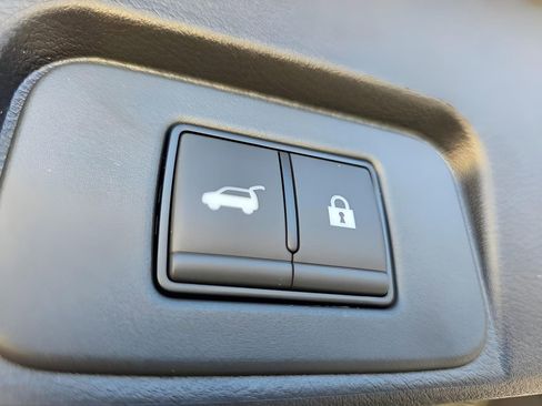 New 2026 Nissan Rogue SV AWD/4WD image 9