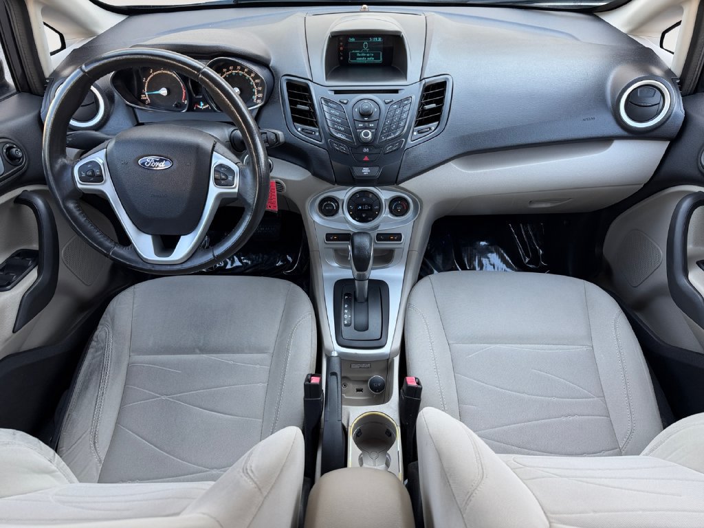 Used 2014 Ford Fiesta SE w/ Comfort Package FWD image 16