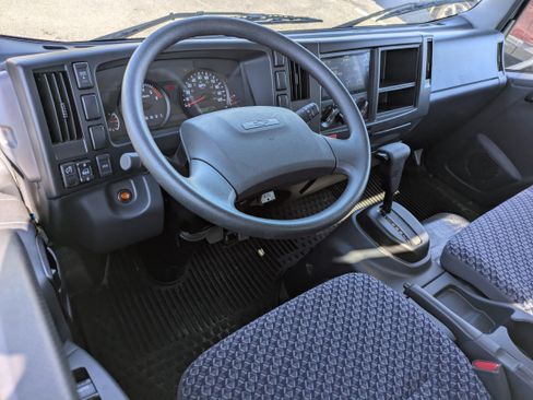 New 2024 Chevrolet Low Cab Forward image 9