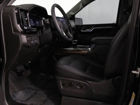 Used 2024 Chevrolet Silverado 1500 RST w/ Redline Edition image 17