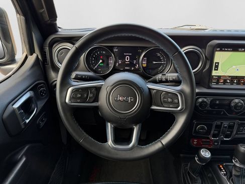 Used 2022 Jeep Wrangler Unlimited Rubicon 4xe AWD/4WD image 20