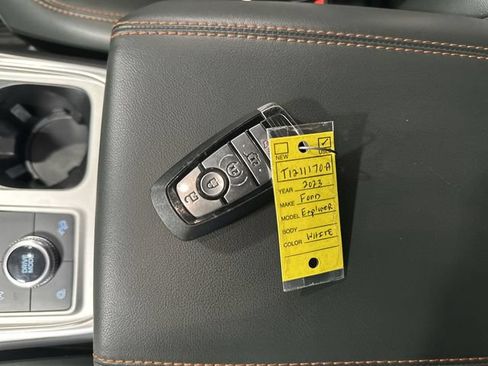 Used 2023 Ford Explorer Timberline w/ Timberline Technology Package AWD/4WD image 33