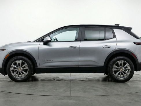 Used 2025 Chevrolet Equinox LT FWD image 5