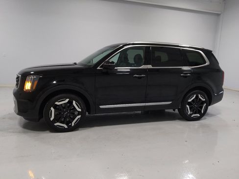 Used 2024 Kia Telluride S AWD/4WD image 2