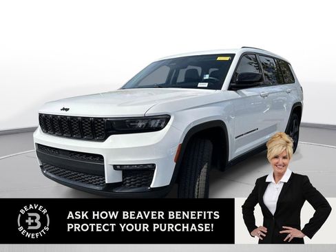 Used 2022 Jeep Grand Cherokee L Limited w/ Black Appearance Package AWD/4WD image 1