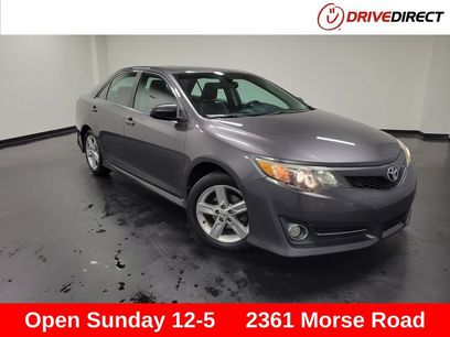 Used 2014 Toyota Camry SE w/ Moonroof Package