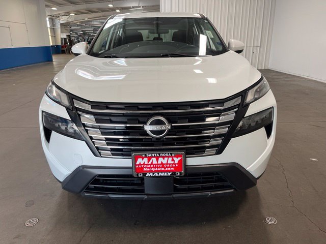 Used 2024 Nissan Rogue SV AWD/4WD image 8