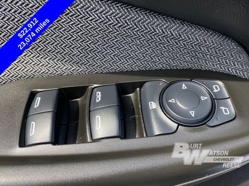 Used 2025 Chevrolet TrailBlazer LT w/ LT Cold Weather Package AWD/4WD image 13