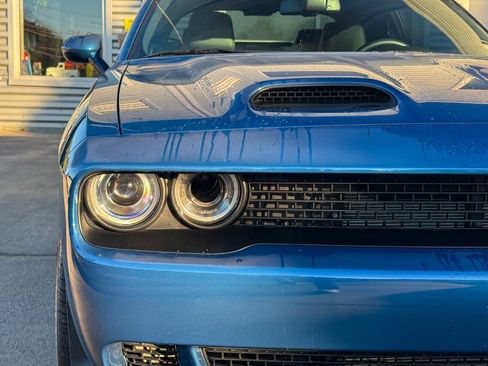 Used 2023 Dodge Challenger SRT Hellcat RWD image 9