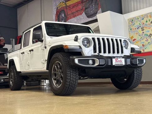 Used 2021 Jeep Gladiator Overland w/ Popular Equipment Package AWD/4WD image 46