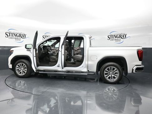 Used 2022 GMC Sierra 1500 Denali AWD/4WD image 37