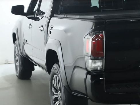 Certified 2023 Toyota Tacoma Limited AWD/4WD image 41