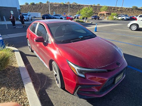 Used 2023 Toyota Corolla SE w/ SE Premium Package FWD image 7