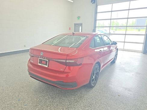 New 2026 Volkswagen Jetta SE FWD image 5