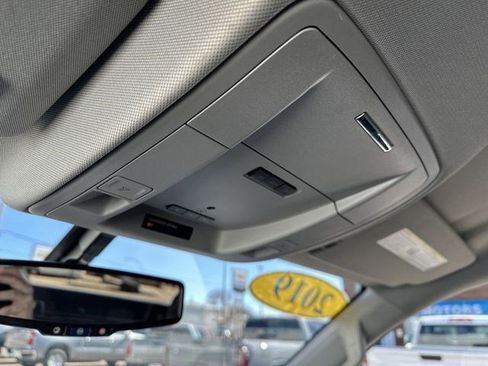 Used 2019 GMC Sierra 1500 SLE w/ SLE Value Package image 18