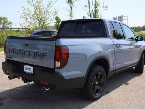 New 2026 Honda Ridgeline Black Edition image 6