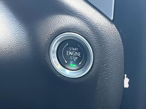 Used 2019 GMC Sierra 1500 SLE w/ SLE Value Package AWD/4WD image 21