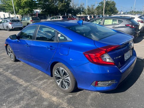 Used 2016 Honda Civic EX-L image 2