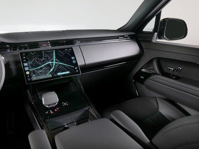 New 2026 Land Rover Range Rover Sport Dynamic SE AWD/4WD image 16