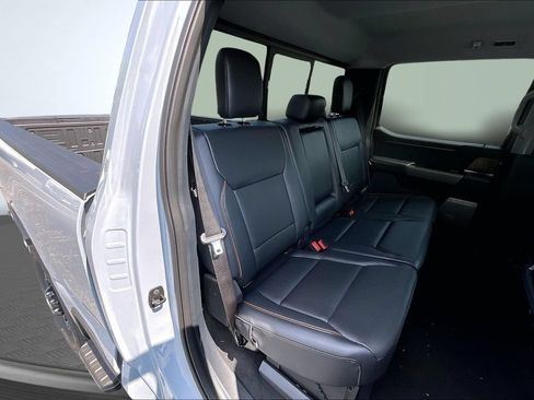 New 2026 Ford F250 Lariat w/ Black Appearance Package AWD/4WD image 10