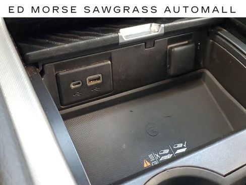 Used 2022 GMC Yukon XL Denali image 31