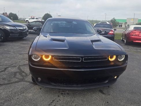 Used 2017 Dodge Challenger GT w/ Driver Convenience Group AWD/4WD image 2