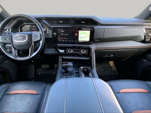 Used 2024 GMC Sierra 1500 AT4 w/ AT4 Premium Package AWD/4WD image 16