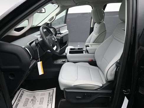 New 2026 Ford Expedition Max Platinum w/ Platinum Ultimate Package AWD/4WD image 21