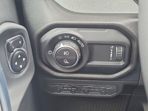 New 2026 Jeep Gladiator Sport image 12