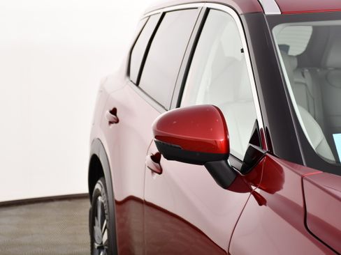 Used 2023 Nissan Rogue SL AWD/4WD image 14