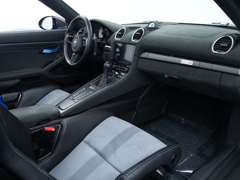 Used 2024 Porsche 718 Boxster Spyder RS RWD image 22
