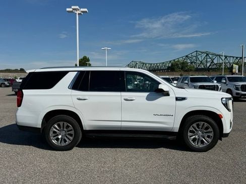 Used 2023 GMC Yukon SLE AWD/4WD image 7
