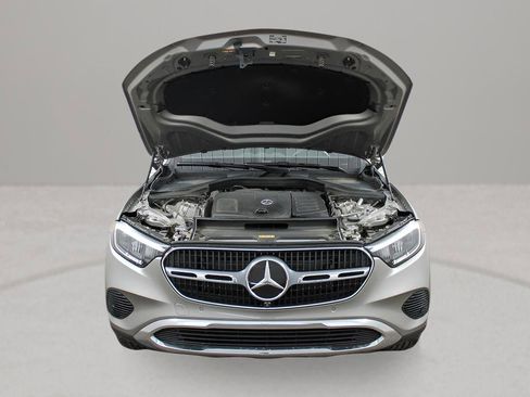 Used 2024 Mercedes-Benz GLC 300 4MATIC image 31