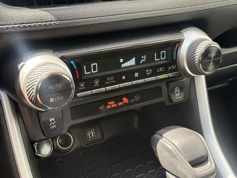 Used 2023 Toyota RAV4 XLE w/ Convenience Package FWD image 11