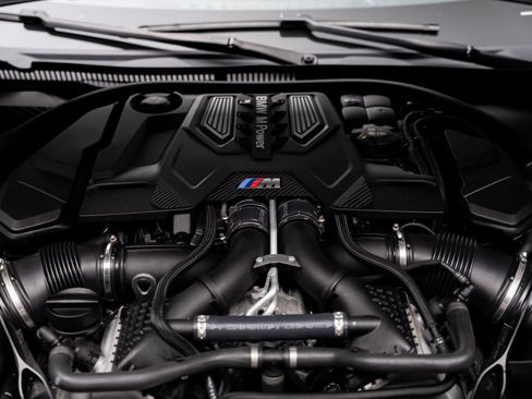 Used 2024 BMW M8 Competition AWD/4WD image 81