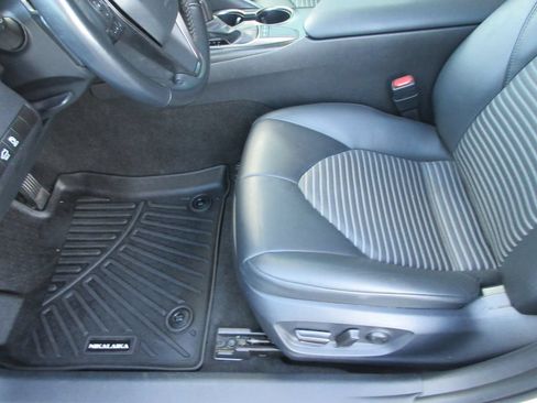 Used 2024 Toyota Camry SE FWD image 20