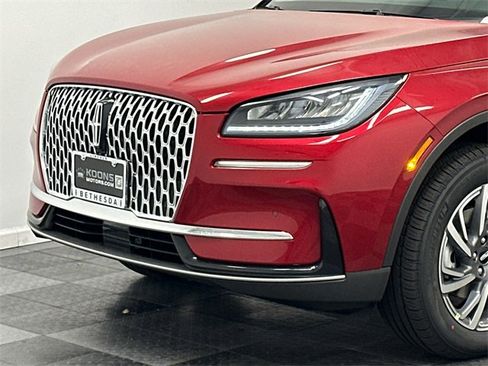 New 2026 Lincoln Corsair Premiere image 2