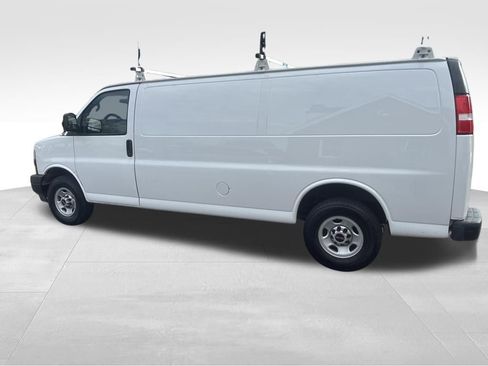 Used 2021 GMC Savana 2500 Extended w/ Driver Convenience Package image 19